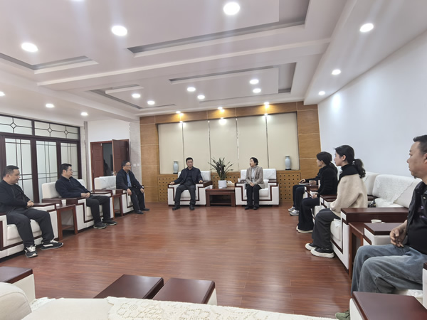 隴運集團(tuán)潤華旅游客運公司、晟游天下旅行社與隴南師范學(xué)院歷史文化與旅游學(xué)院達(dá)成見習(xí)合作意向